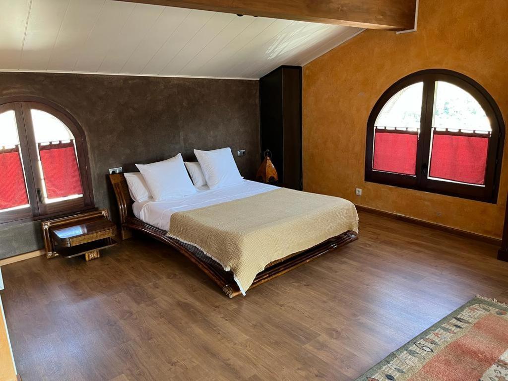 Comanegra Apartman Castellfollit de la Roca Kültér fotó